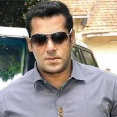 Salman sacks Dabangg team