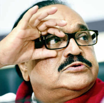 Bhujbal’s toothache became chest pain once he left prison