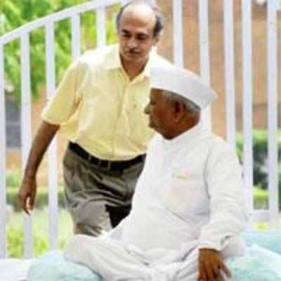 Hazare differs with Bhushan's J&K view