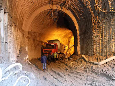 Slurry leakage during Metro tunnelling