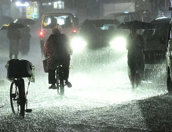 Seven districts on yellow alert today