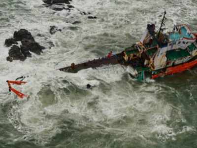 Cyclone Tauktae: Govt appoints inquiry committee to probe stranding, drifting of vessels