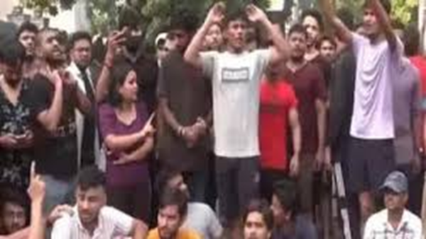 Delhi coaching centre flooding: Tempers flare up at Old Rajender Nagar as students continue their protests
