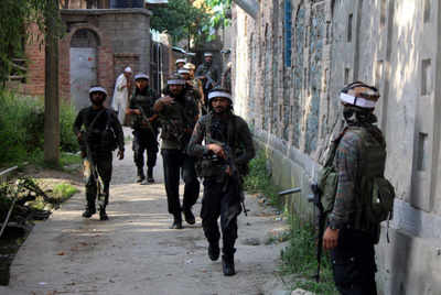 Tral encounter: Four JeM terrorists killed in Pulwama; ​two security force personnel also lose life