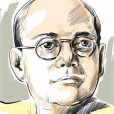 Thanks to RTI, a new storm gathers over Netaji's ashes