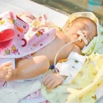 Baby born inside local at Dadar