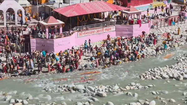 Alarm over waste dumping in Bhagirathi amid Gangotri rush