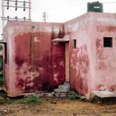 Pleas not heard, dead farmer's family gifts crumbling home to CM