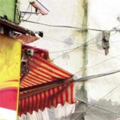 2,000 CCTVs in city: all lights, no action