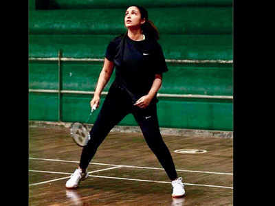 Parineeti Chopra to continue training with Eshan Naqvi for Saina Nehwal biopic in London while shooting for The Girl on The Train