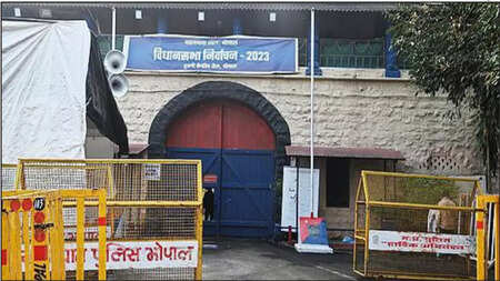 Guarding EVMs at Old Jail: 70 CCTV cams, 200 security staff