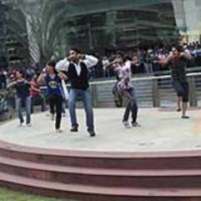 Flash mob spices up dreary mock drill at tech park