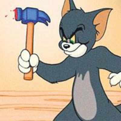 Tom kills Jerry at a shocking art show