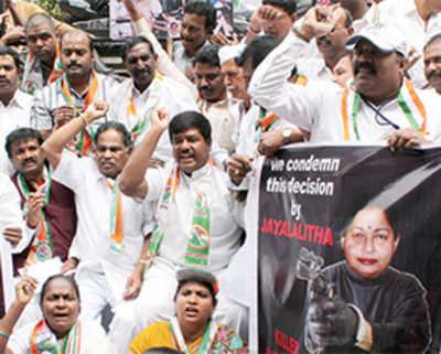 SC stays release of Rajiv Gandhi’s killers after Centre steps in