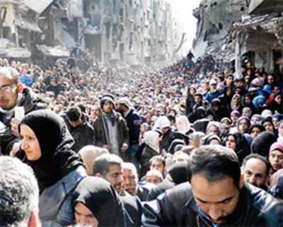 ISIS jihadists enter Palestinian refugee camp in Damascus