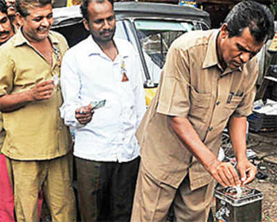 Ulhasnagar auto drivers to raise Rs 10L as bribe for CNG pump