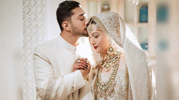 Gauahar Khan and Zaid Darbar say 'qubool hai'; couple look 'Mashallah' on wedding day