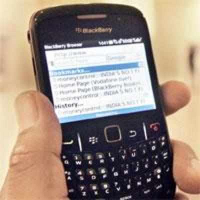 BlackBerry users hit by server glitch