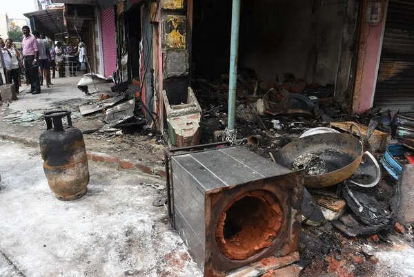 56-year-old man charred to death in LPG cylinder explosion near Red Hills in Chennai