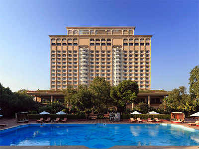 Delhi: NDMC to auction Taj Hotel, cancel Le Meridien's licence