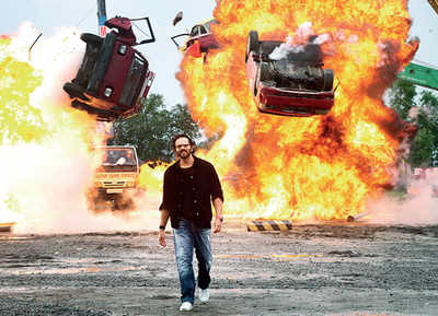 Rohit Shetty drives through explosion in Khatron Ke Khiladi finale; His daredevils face pythons