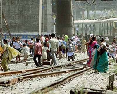 ‘Uncle, save the students who cross the railway tracks’