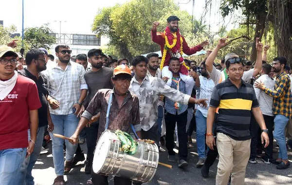 BJP holds ground in VMC, Cong tally falls to 6