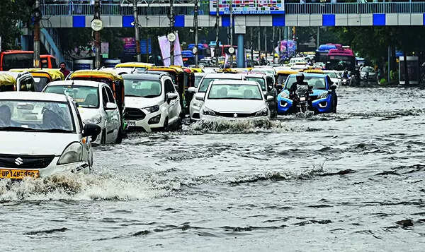 Eateries awaited rain but drowned when it came
