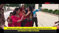 Main Bhi Ardhangini team performs Ganpati visarjan on set in Jaipur 