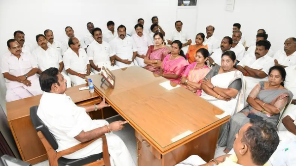 AIADMK shuts door on TVK after poor response to its “unconditional support” in Tamil Nadu