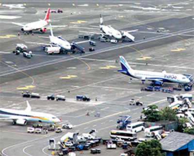 Frequent flight delays land Mumbai in hall of shame
