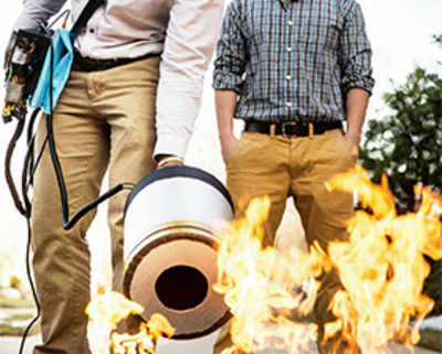 Students fight fire with thumping sound waves