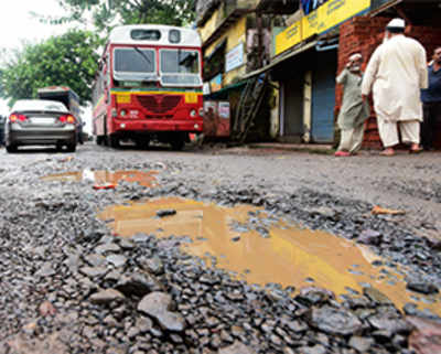 500m from Uddhav’s home, roads so bad, BEST refuses to ply