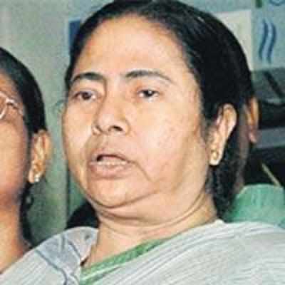 Sapped Mamata undergoes gall bladder surgery