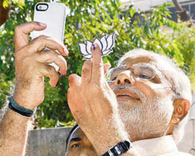 2 FIRs against Modi for poll violations