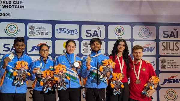 Jr. Shooting World Cup: Rashmika Sahgal, Kapil beat compatriots for mixed team gold