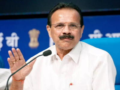 Sadananda Gowda's health stable, confirms hospital