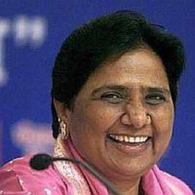 SC quashes CBI probe against Mayawati