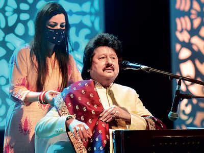 Pankaj Udhas goes virtual