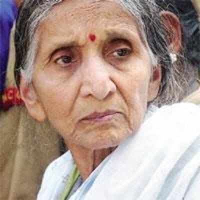 Sadhanatai, Baba Amte's wife, passes away at 86