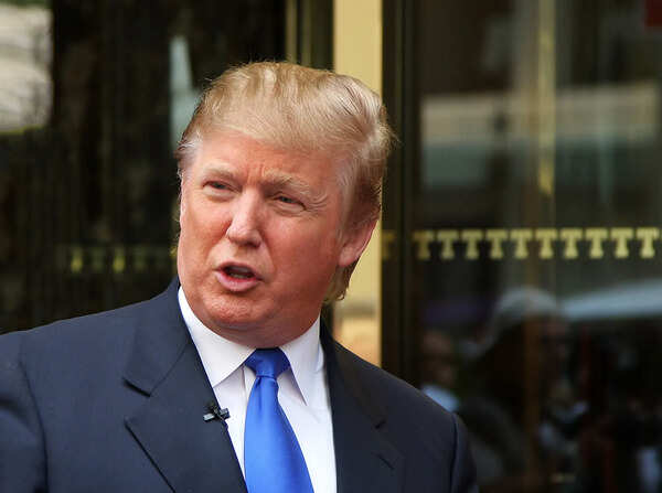 Donald Trump pushes for exclusive NFL insight while monitoring Patrick Mahomes’ recovery timeline ahead of 2026 season