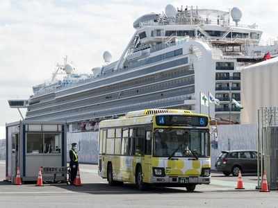 Coronavirus outbreak: 500 quarantined passengers disembark ship in Japan