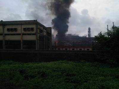 Huge fire breaks out at Bharat Petroleum’s Mahul plant in Chembur; 21 injured, 1 critical