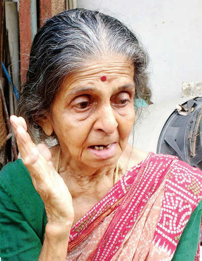 Murdered RTI activist’s mom donates eye