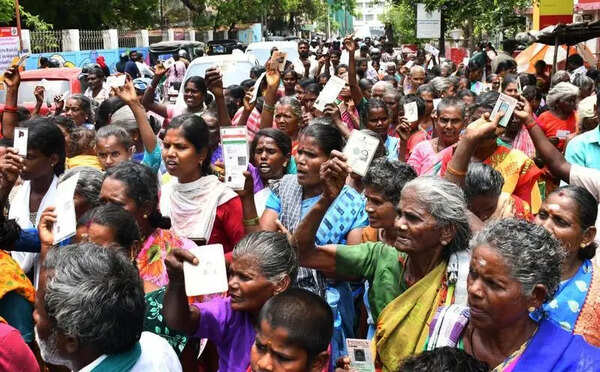 Thirumal residents threaten to boycott polls seeking closure of quarry
