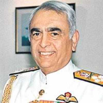 Admiral Sureesh Mehta is new Navy chief