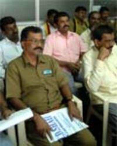 Auto drivers veto digital meters