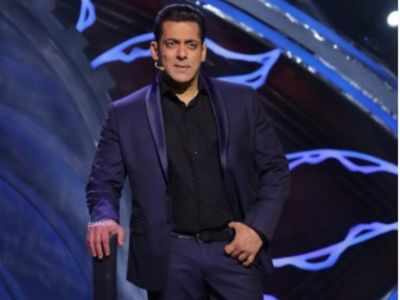 Salman Khan puts up notice for his fans outside his residence; details here