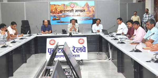 Spl training session on Kavach 4.0 at NER Kashi