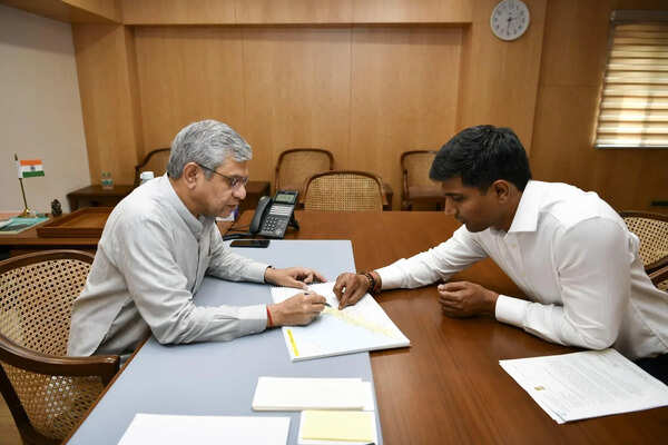 Narasaraopet MP seeks new rail line to Ramayapatnam Port, Vande Bharat to Bengaluru